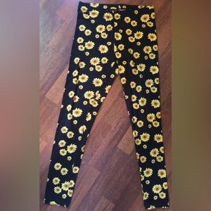 Joe Boxer sunflower leggings